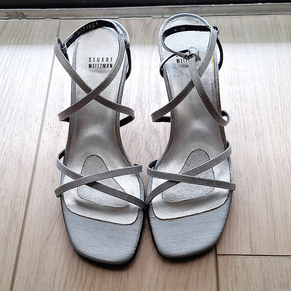 NEW in Box Stuart Weitzman Silver Strappy Sandals Size 8